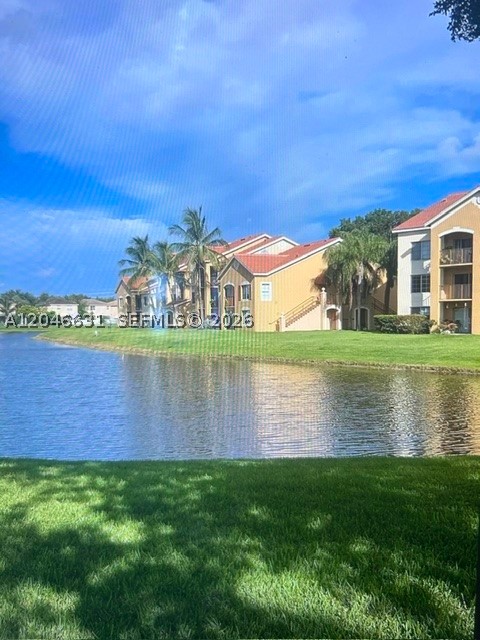 EMERALD ISLE AT LAGUNA LA - Residential Lease