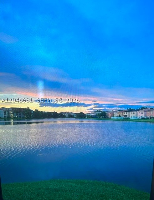 EMERALD ISLE AT LAGUNA LA - Residential Lease