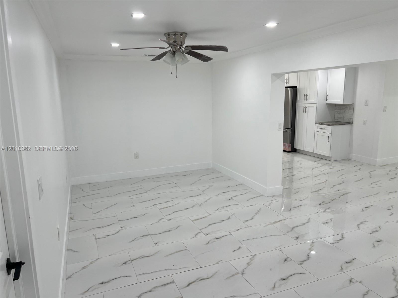 Holeusa - Residential