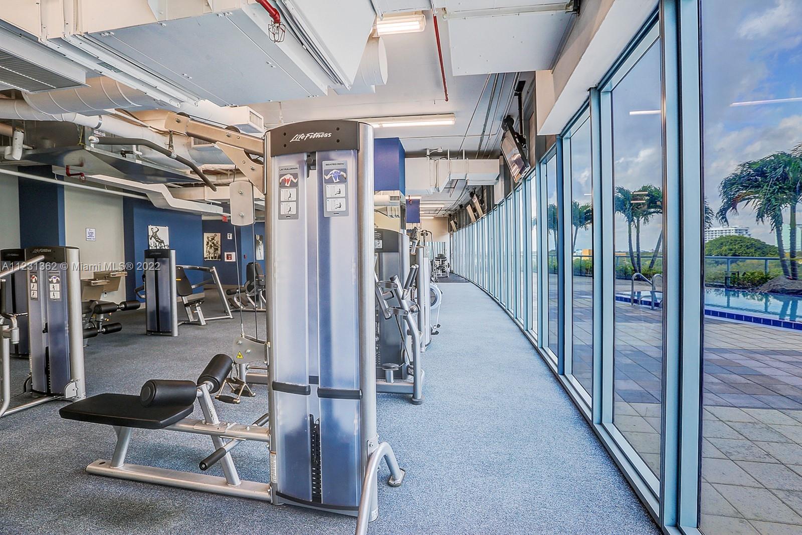 BLUE CONDO - Residential Lease