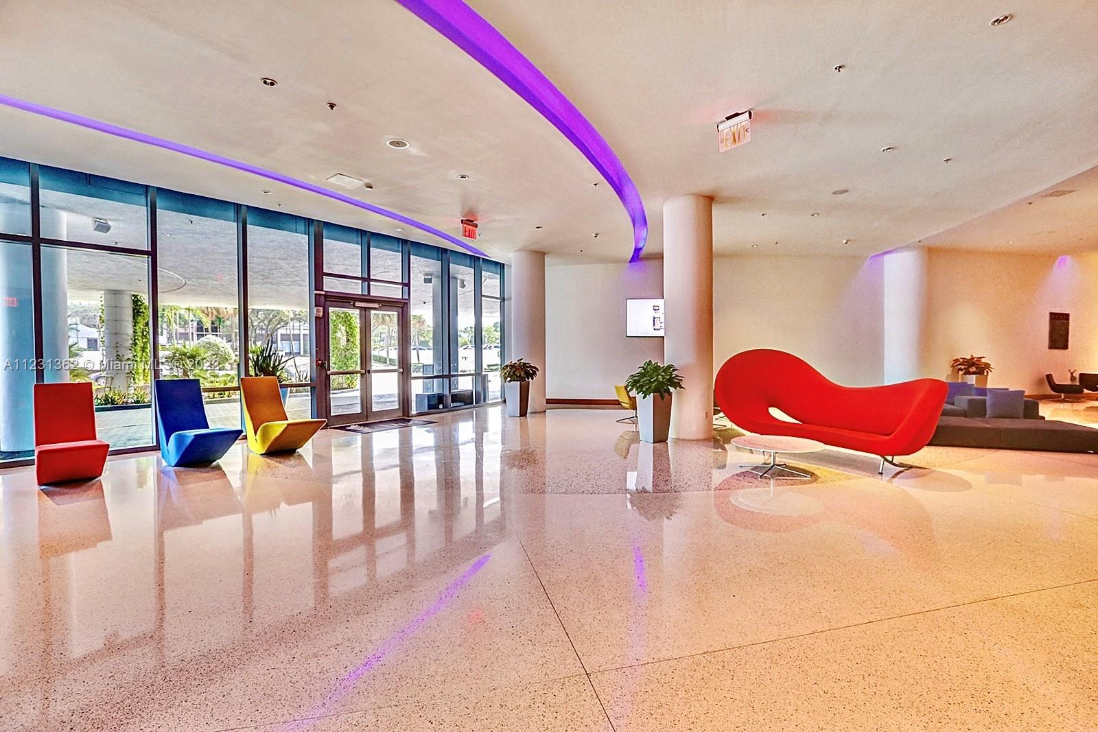 BLUE CONDO - Residential Lease