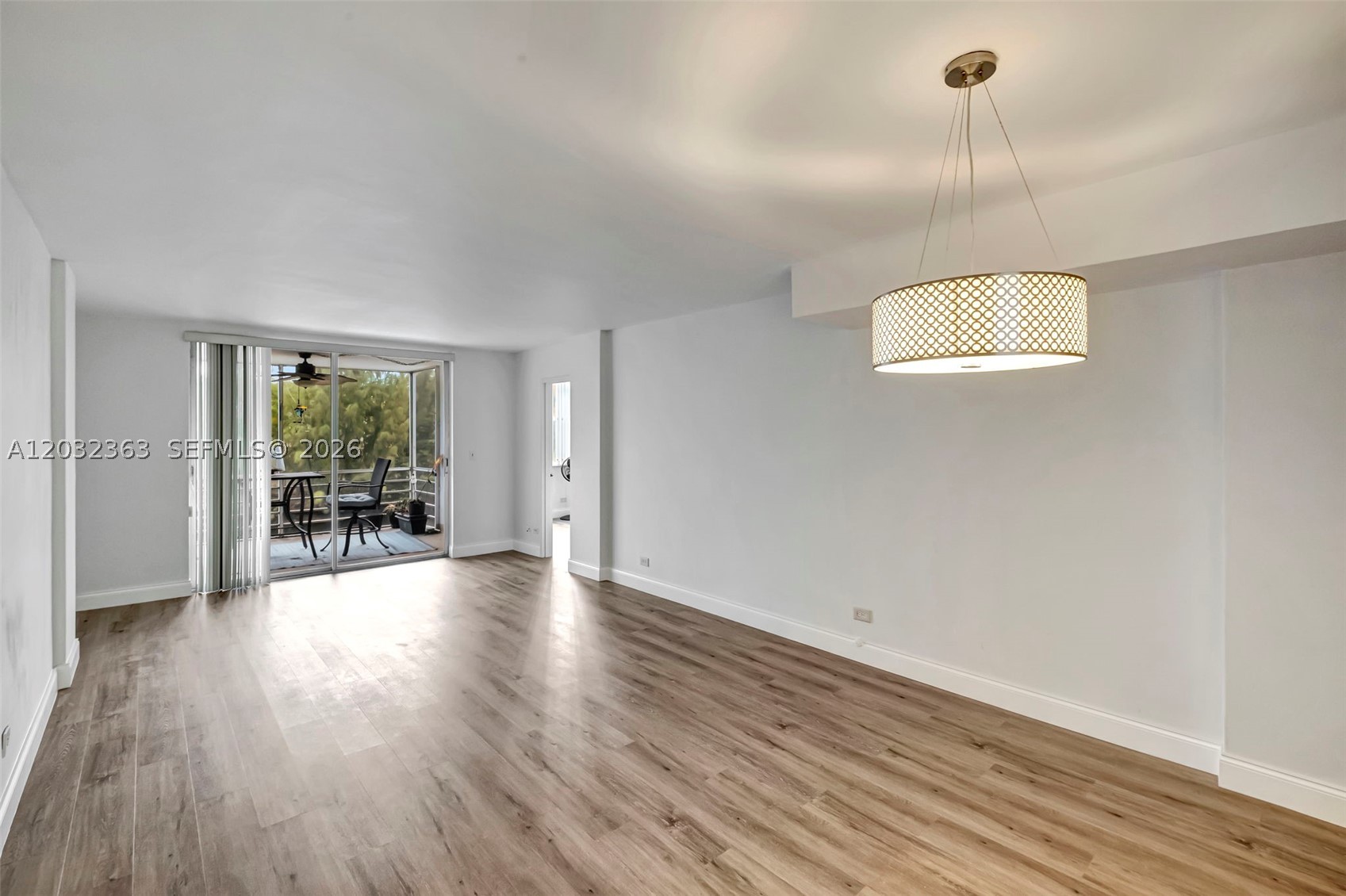 EASTERN SHORES WHITE HOUS - Residential Lease