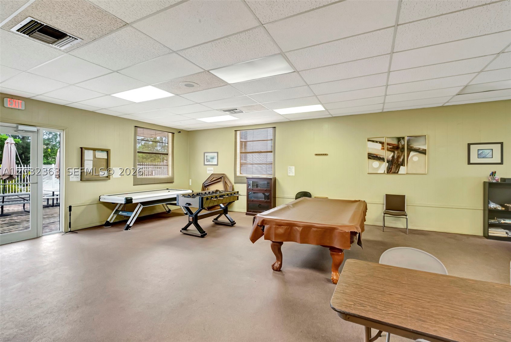 EASTERN SHORES WHITE HOUS - Residential Lease