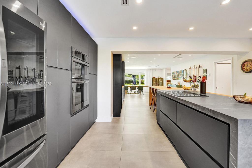 DAVIS ISLES SEC 5 - Residential