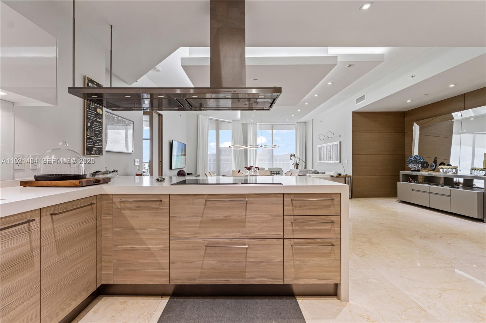 MARINA PALMS RESIDENCES N - Residential