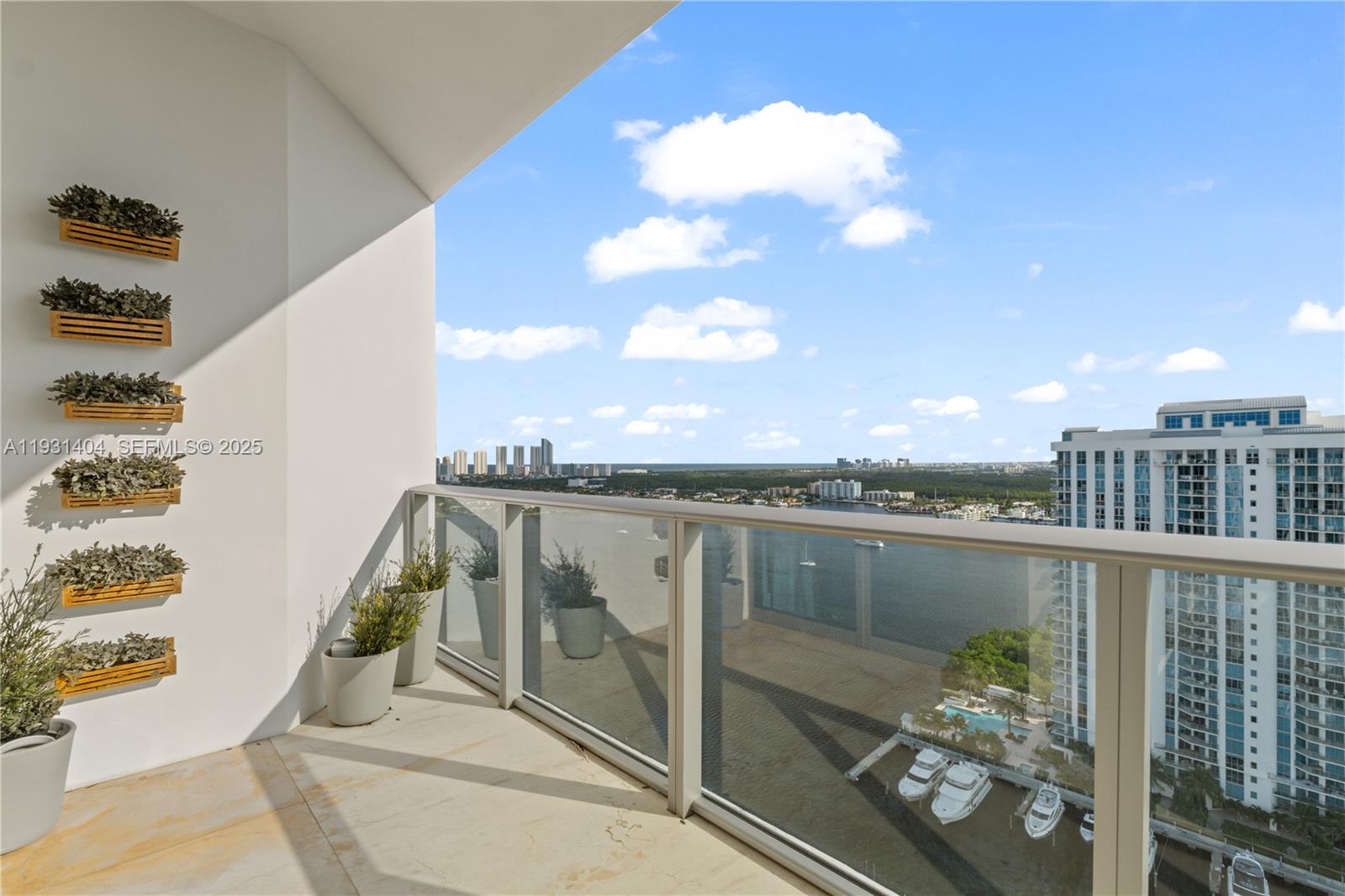 MARINA PALMS RESIDENCES N - Residential