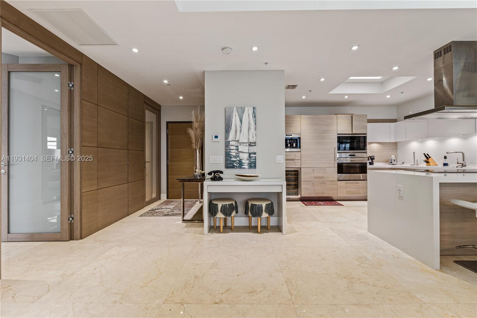 MARINA PALMS RESIDENCES N - Residential