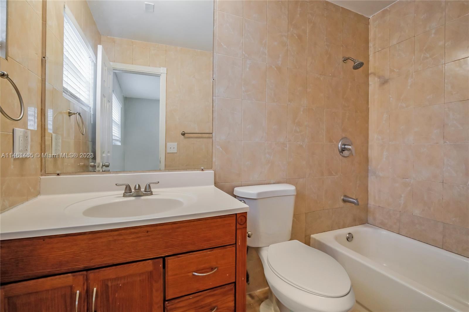 FEDERAL PARK - Residential Lease