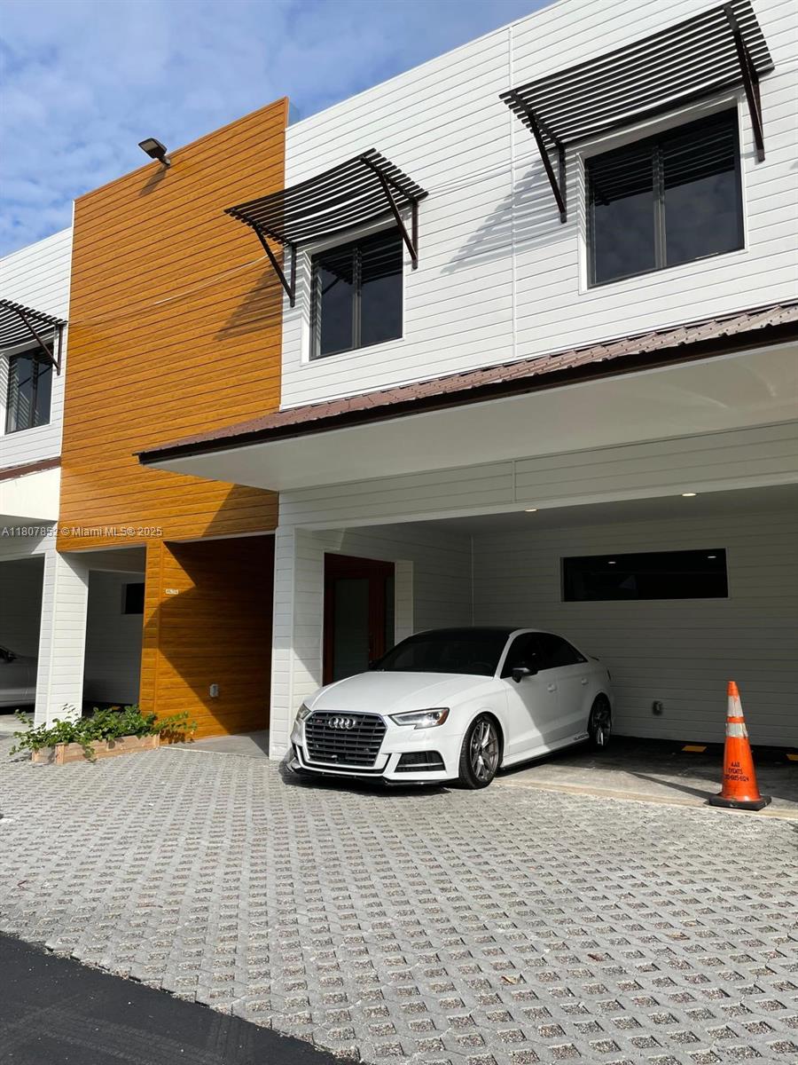 GREEN PARK SUB - Residential Lease