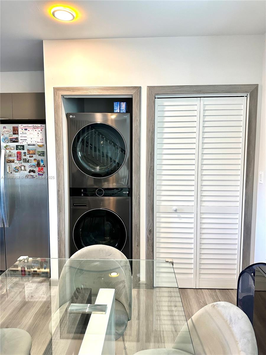 GREEN PARK SUB - Residential Lease
