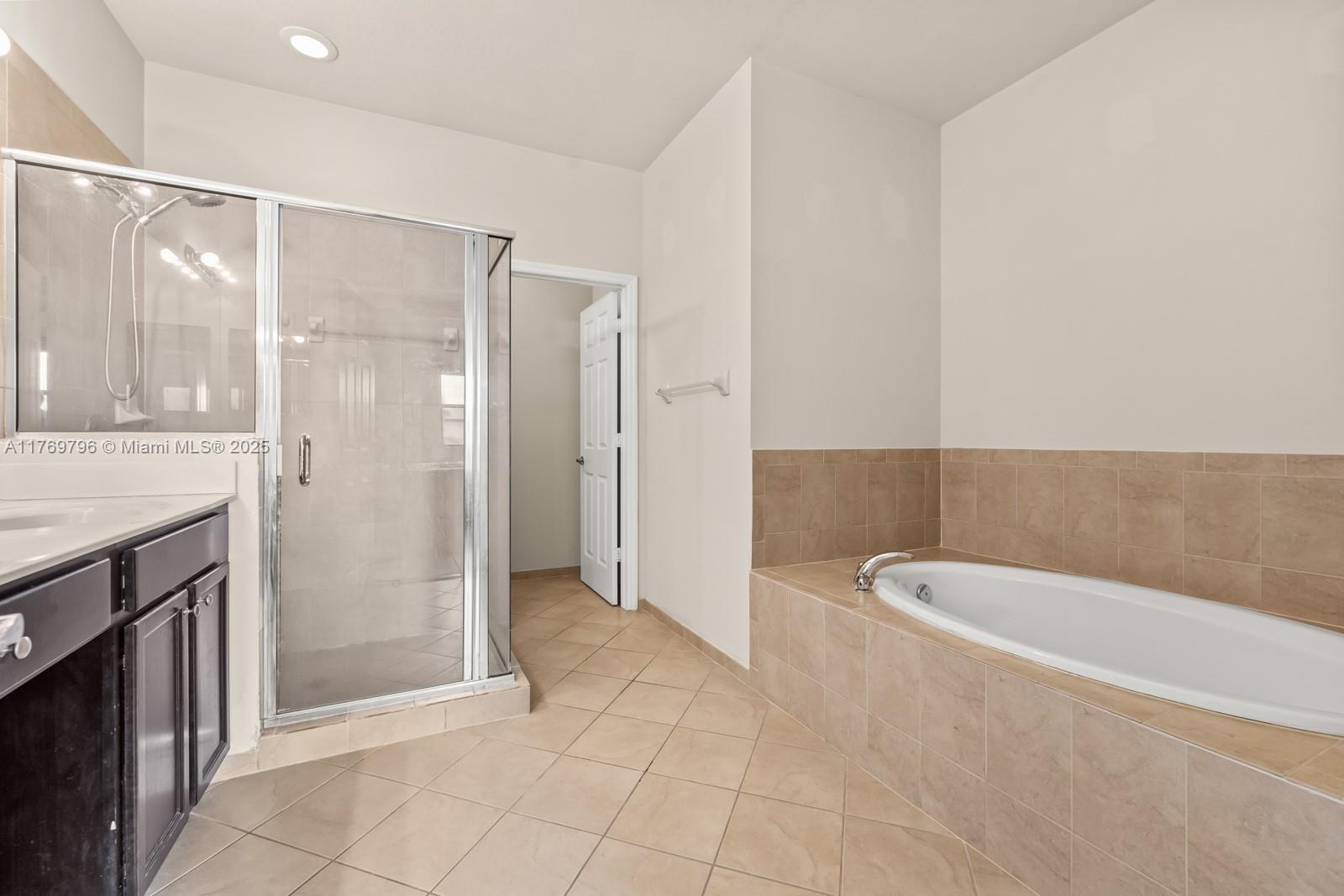BAYWINDS OF BARBADOS - Residential