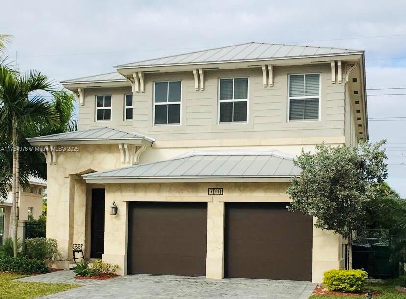 Spectacular Single family home, enclosure community. 4 bedrooms, 3 full baths. 1 bedroom downstairs. Marble floor, wood floor. Open kitchen with granite countertops, stainless steel appliances. Breakfast area and family room. Formal dining and living. Double garage. Premium lot , gazebo to enjoy the outdoors.
Community with a lot of amenities .
Easy to show.