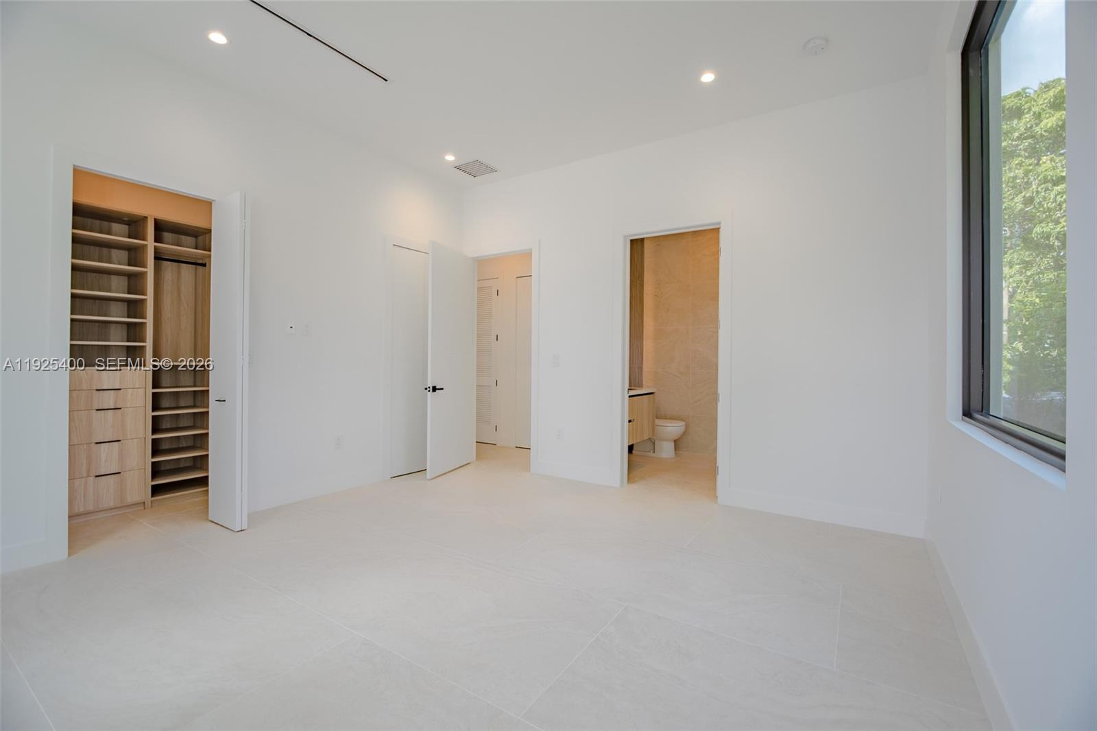 HILLMONT - Residential