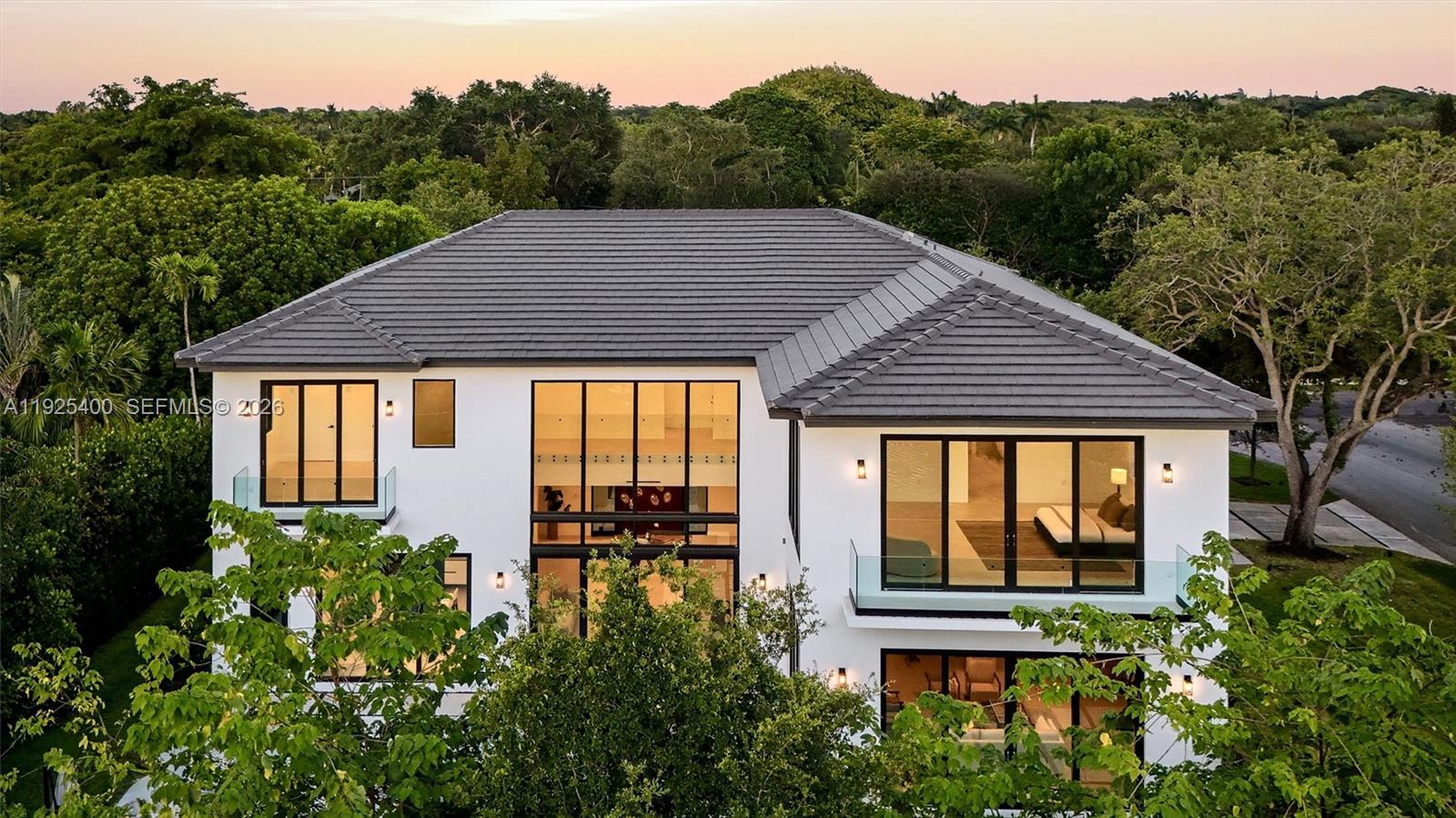 HILLMONT - Residential