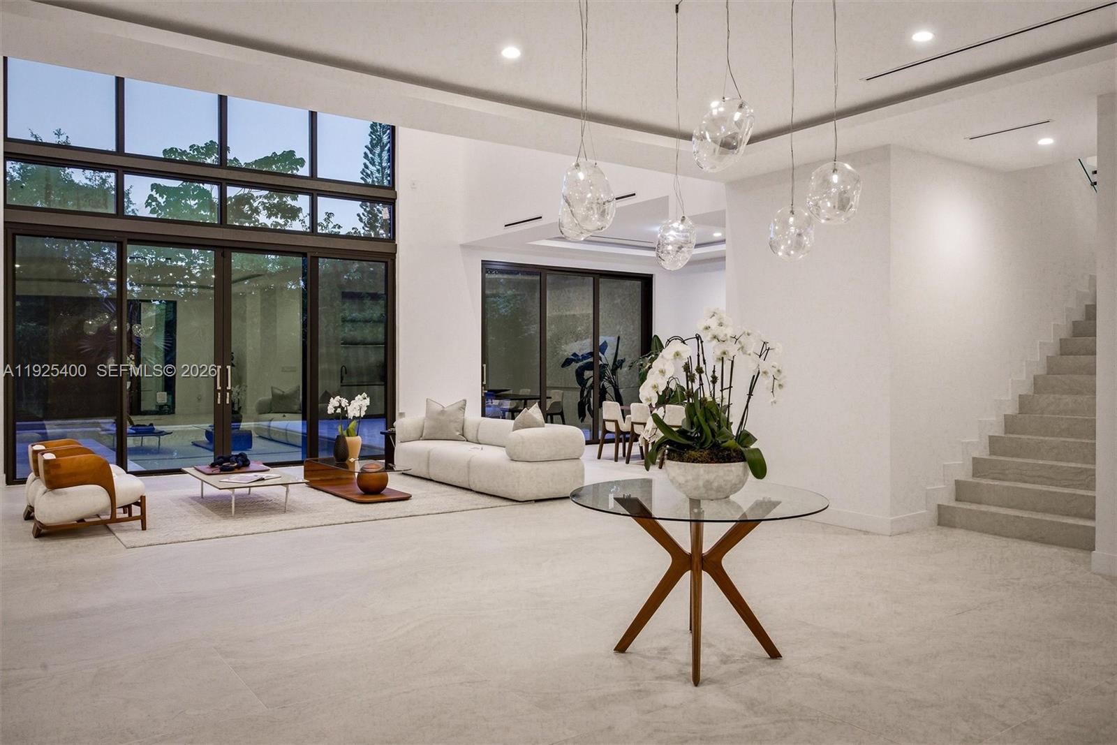 HILLMONT - Residential