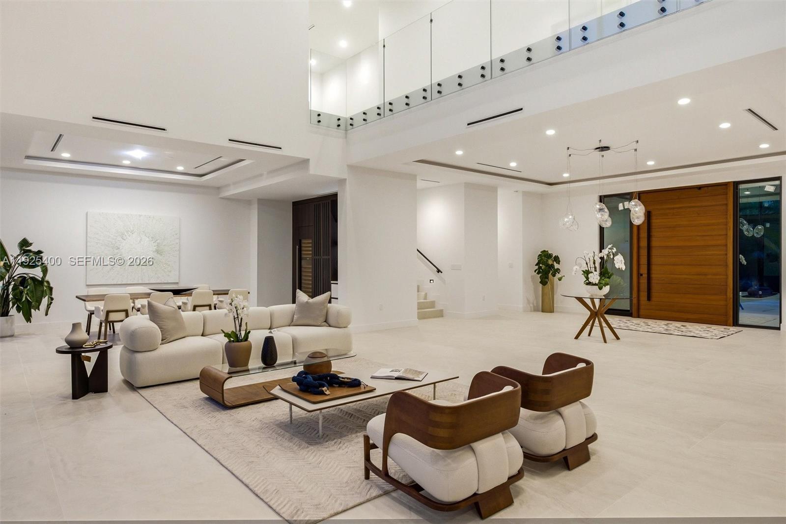 HILLMONT - Residential