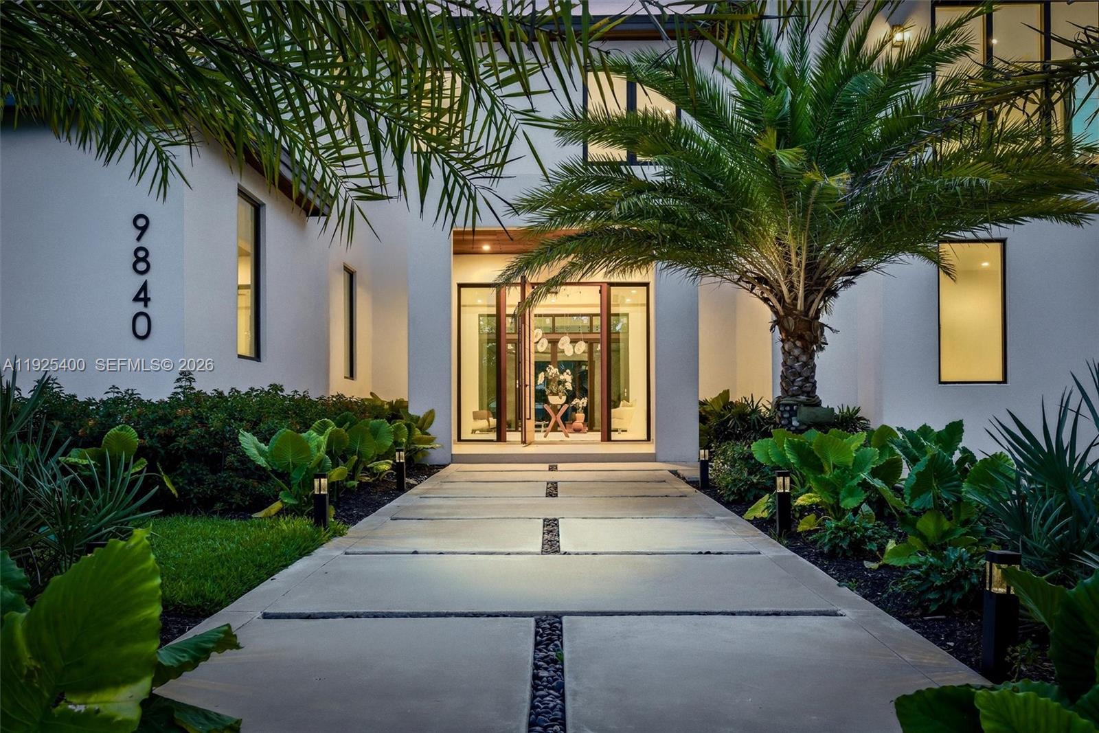 HILLMONT - Residential