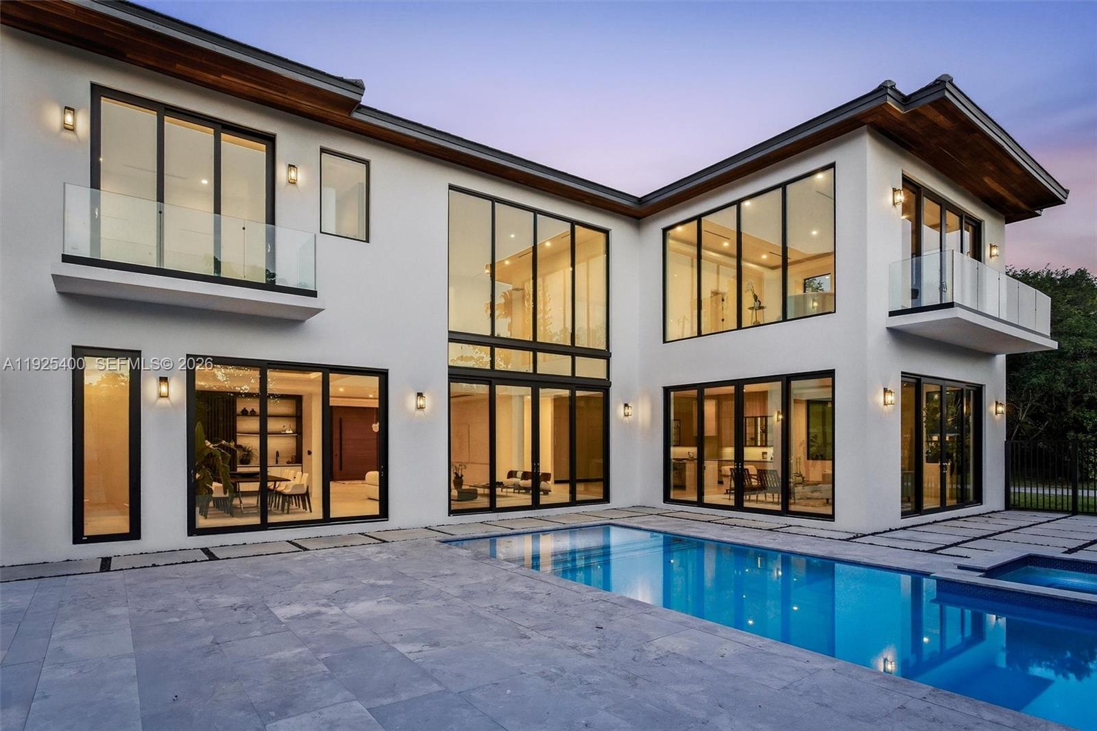 HILLMONT - Residential