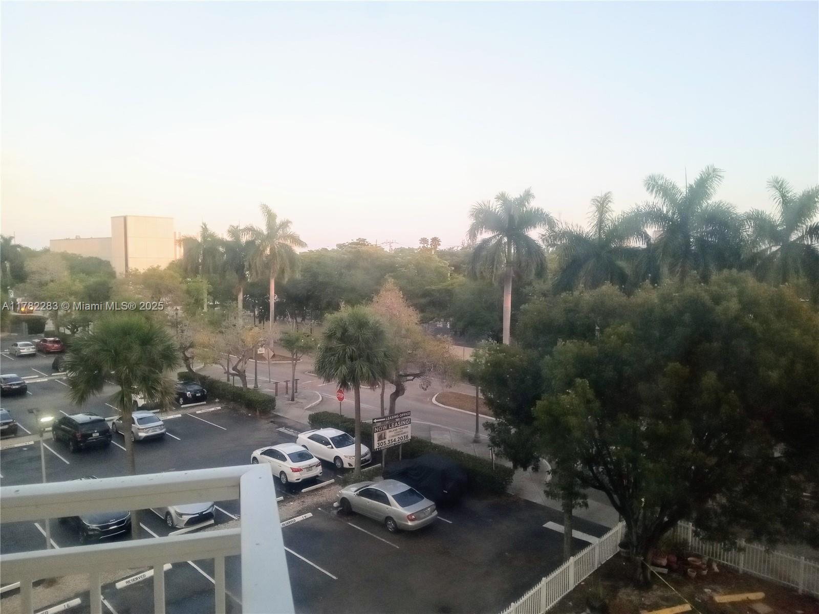 CRESTVIEW TOWERS CONDO - Residential