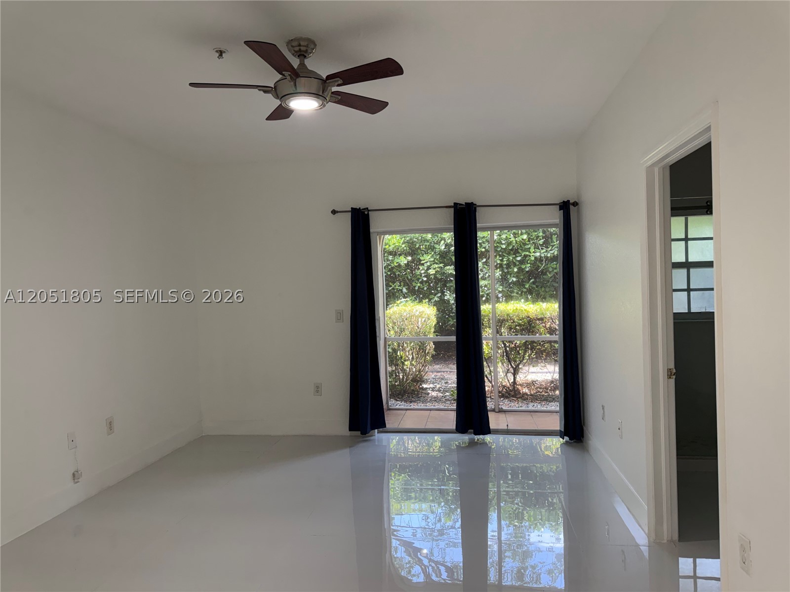 LAS BRISAS AT DORAL CONDO - Residential Lease