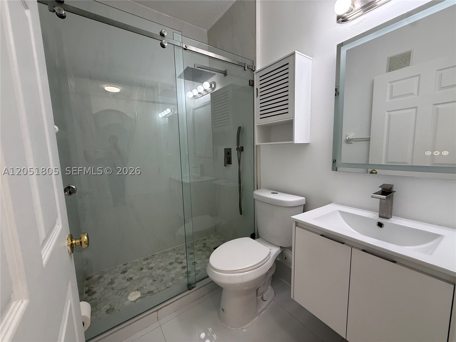 LAS BRISAS AT DORAL CONDO - Residential Lease