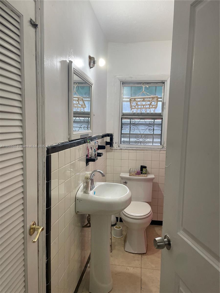 HARWOOD 2ND ADDN TO RIVER - Residential Income