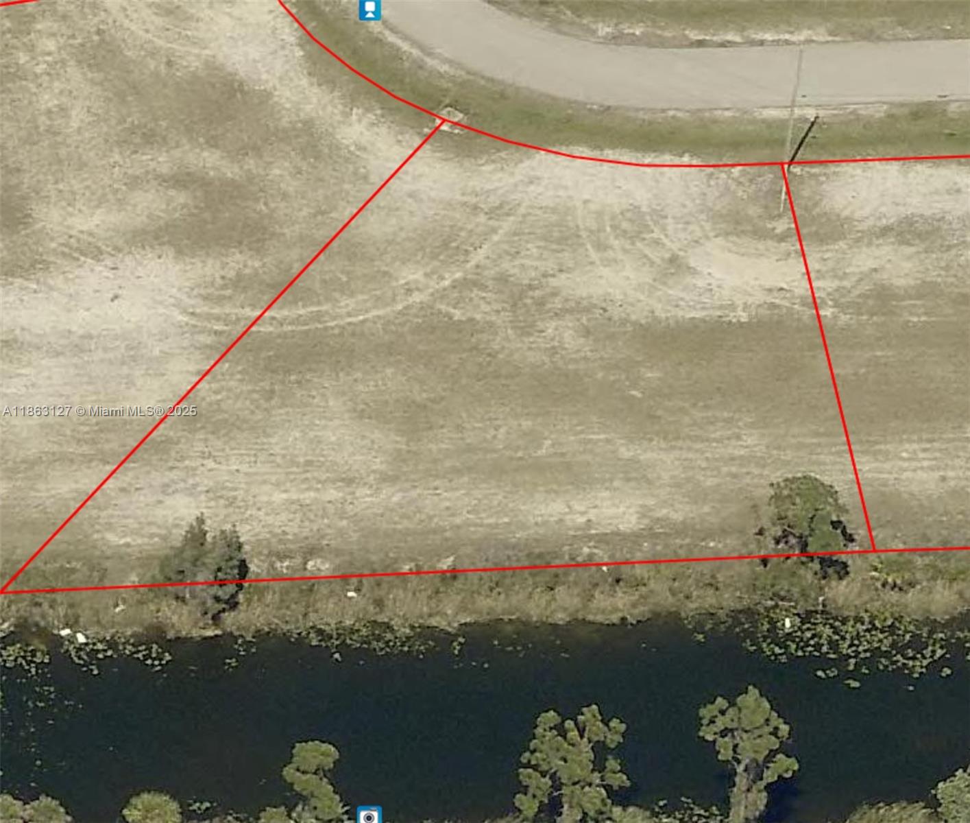 CAPE CORAL - Land