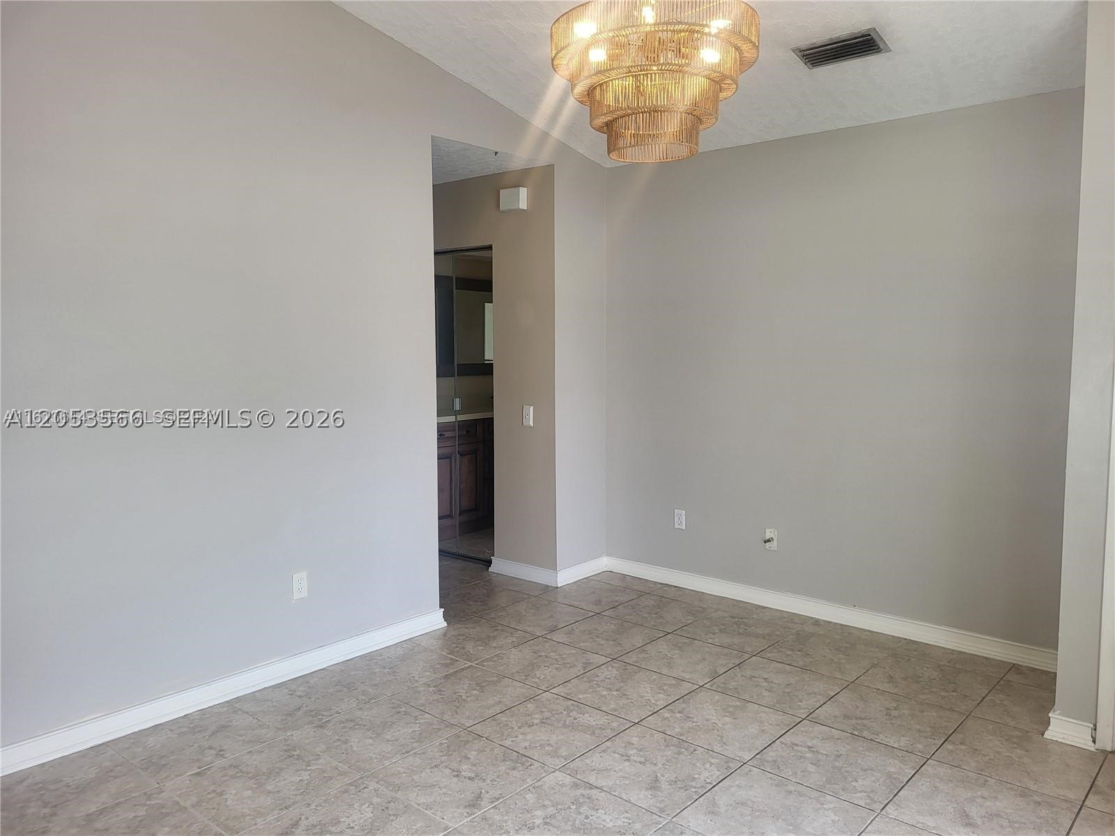 COUNTRY WALK TOWNHOUSES S - Residential Lease