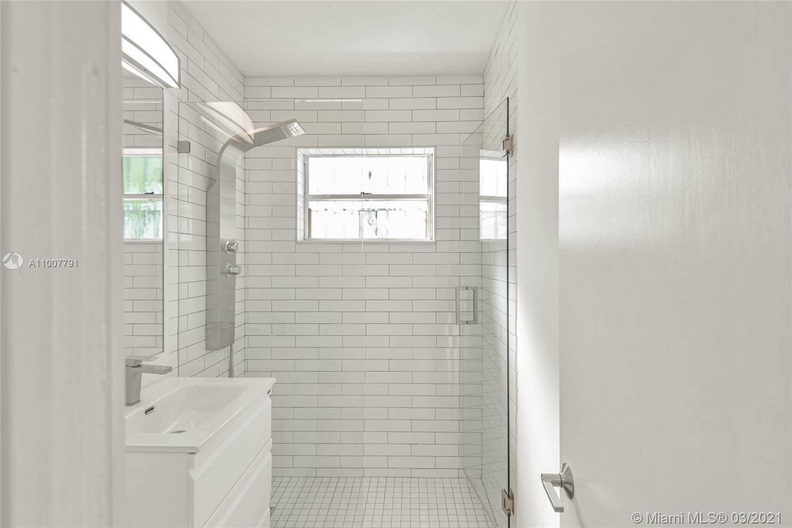 BILTMORE SUB - Residential Lease