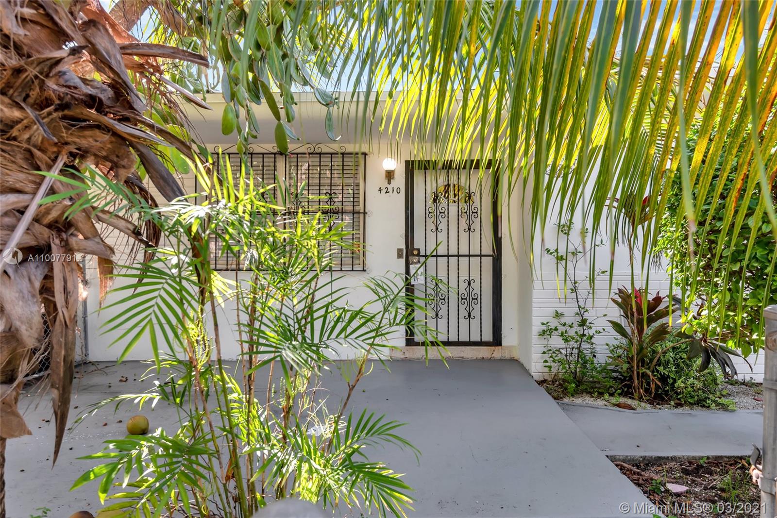 BILTMORE SUB - Residential Lease
