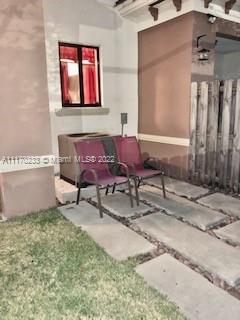 HIDDEN LAKES TOWNHOMES - Residential Lease