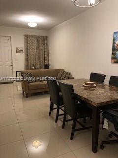 HIDDEN LAKES TOWNHOMES - Residential Lease