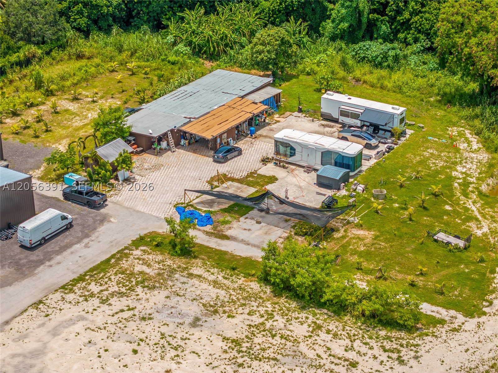 EVERGLADES LAND CO - Land