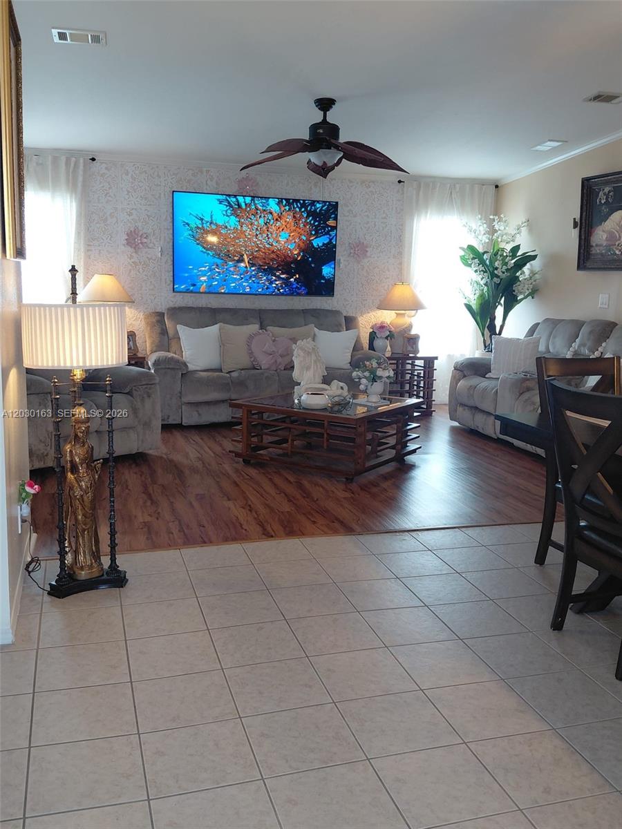 GATEWAY WEST CONDO - Residential