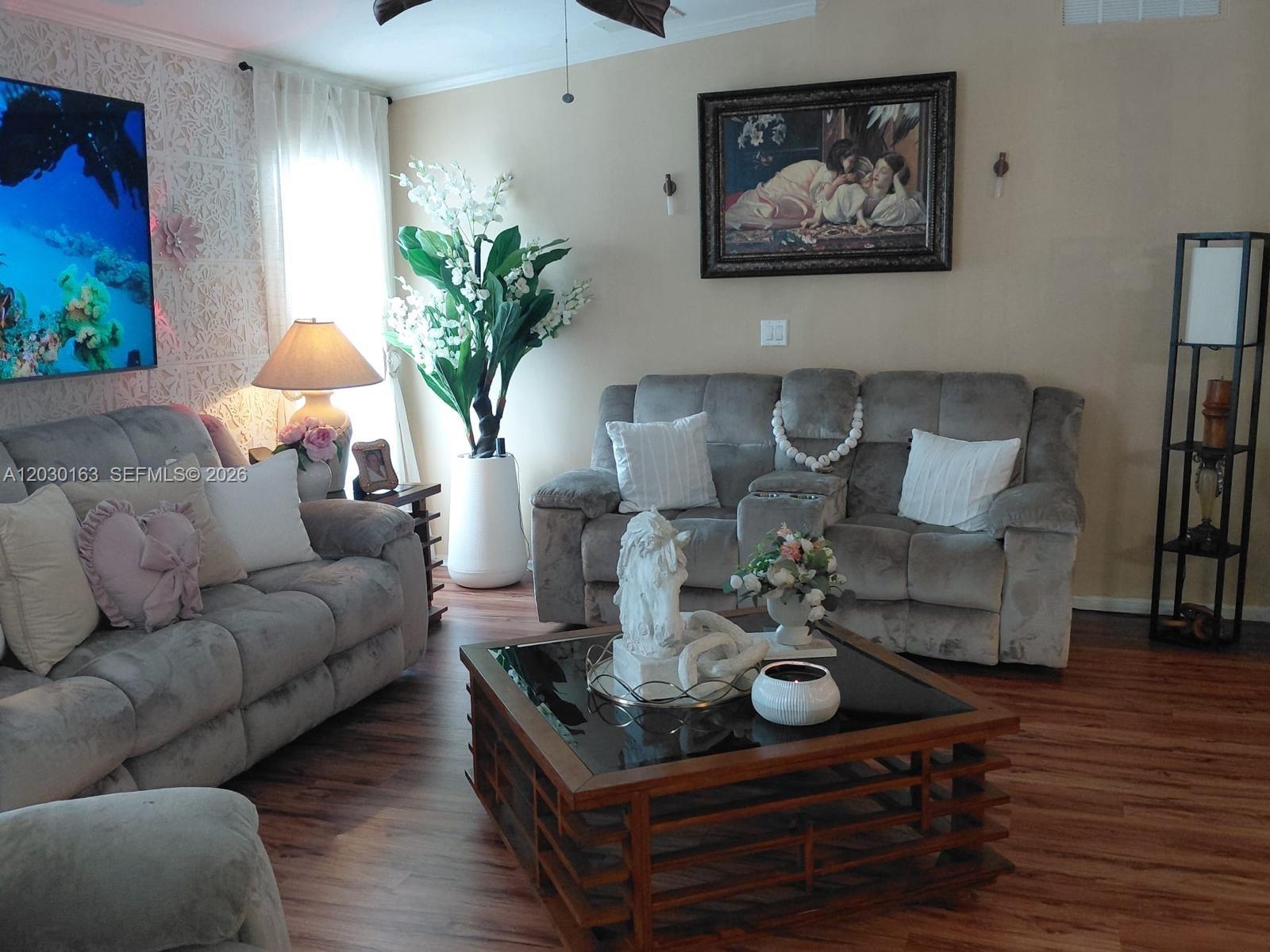 GATEWAY WEST CONDO - Residential