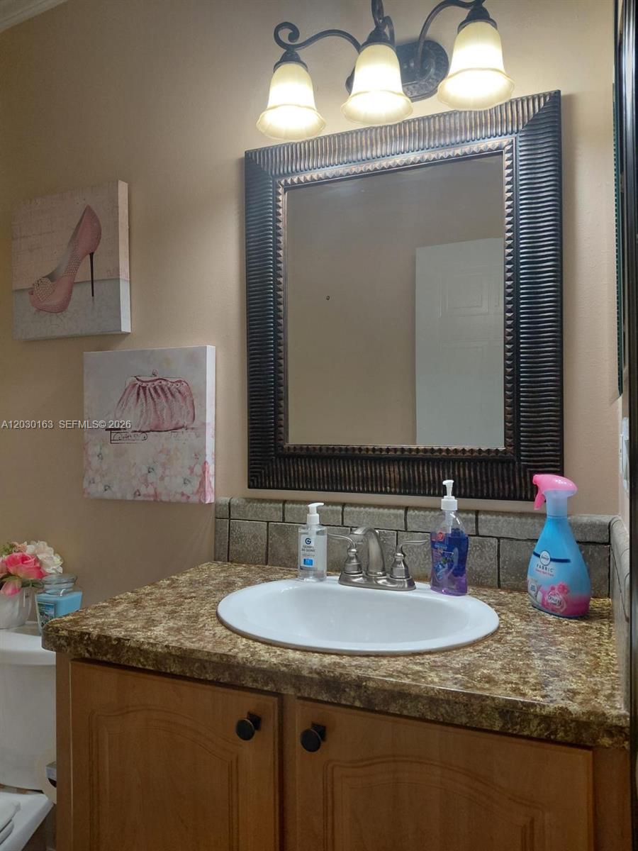 GATEWAY WEST CONDO - Residential