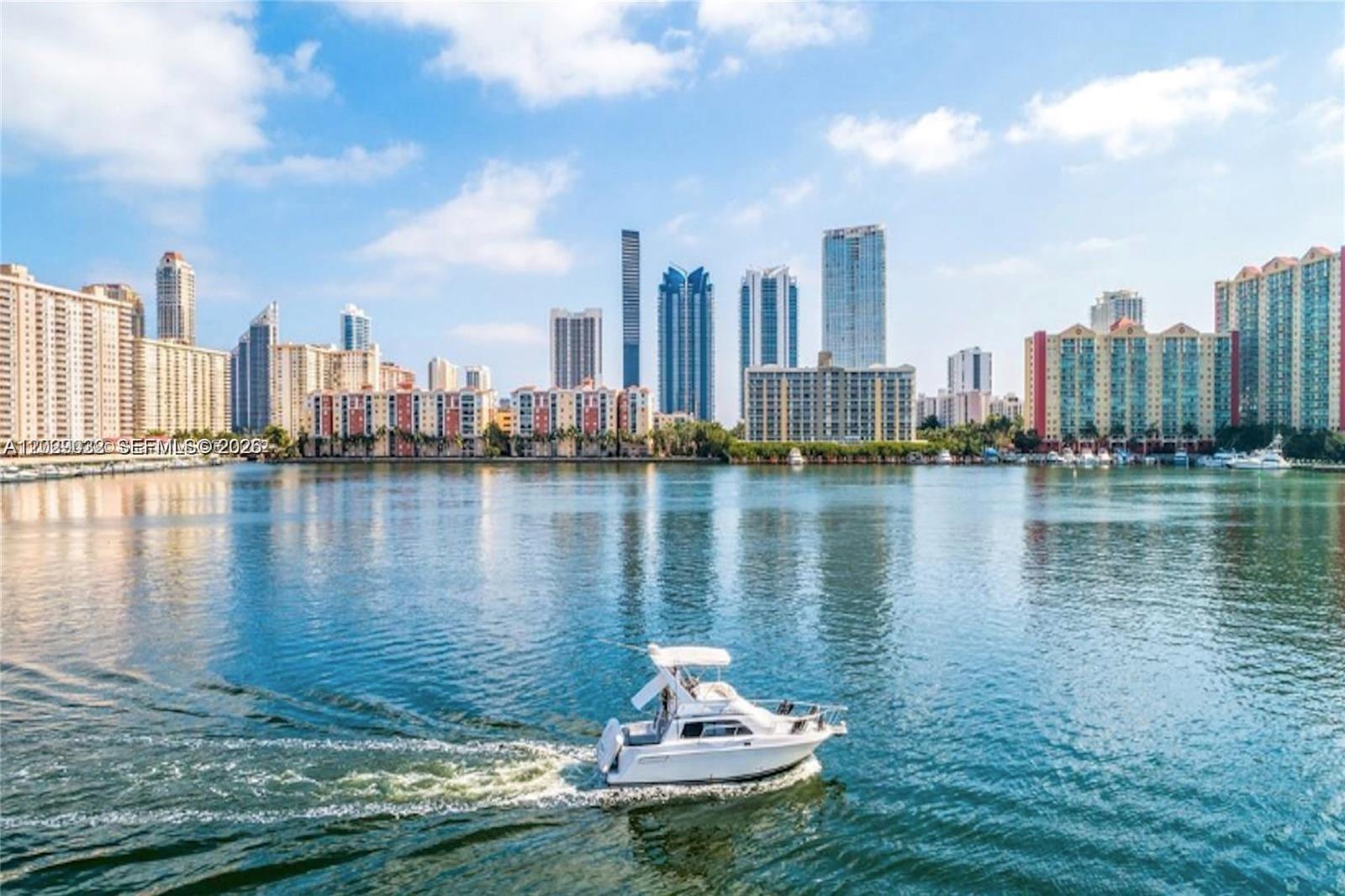 SHORELINE CONDO - Residential Lease