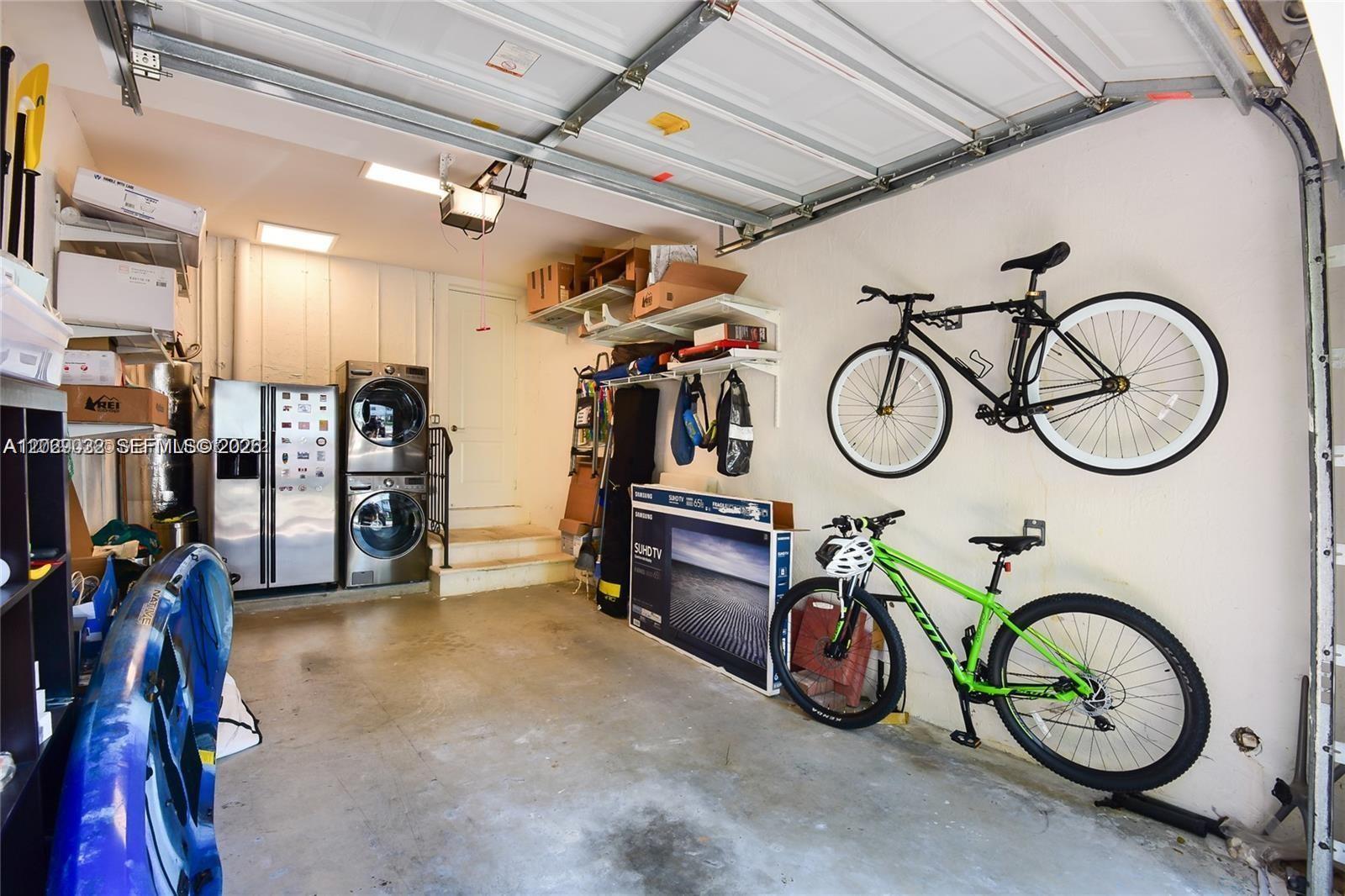 SHORELINE CONDO - Residential Lease