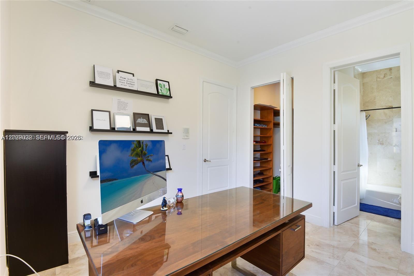 SHORELINE CONDO - Residential Lease