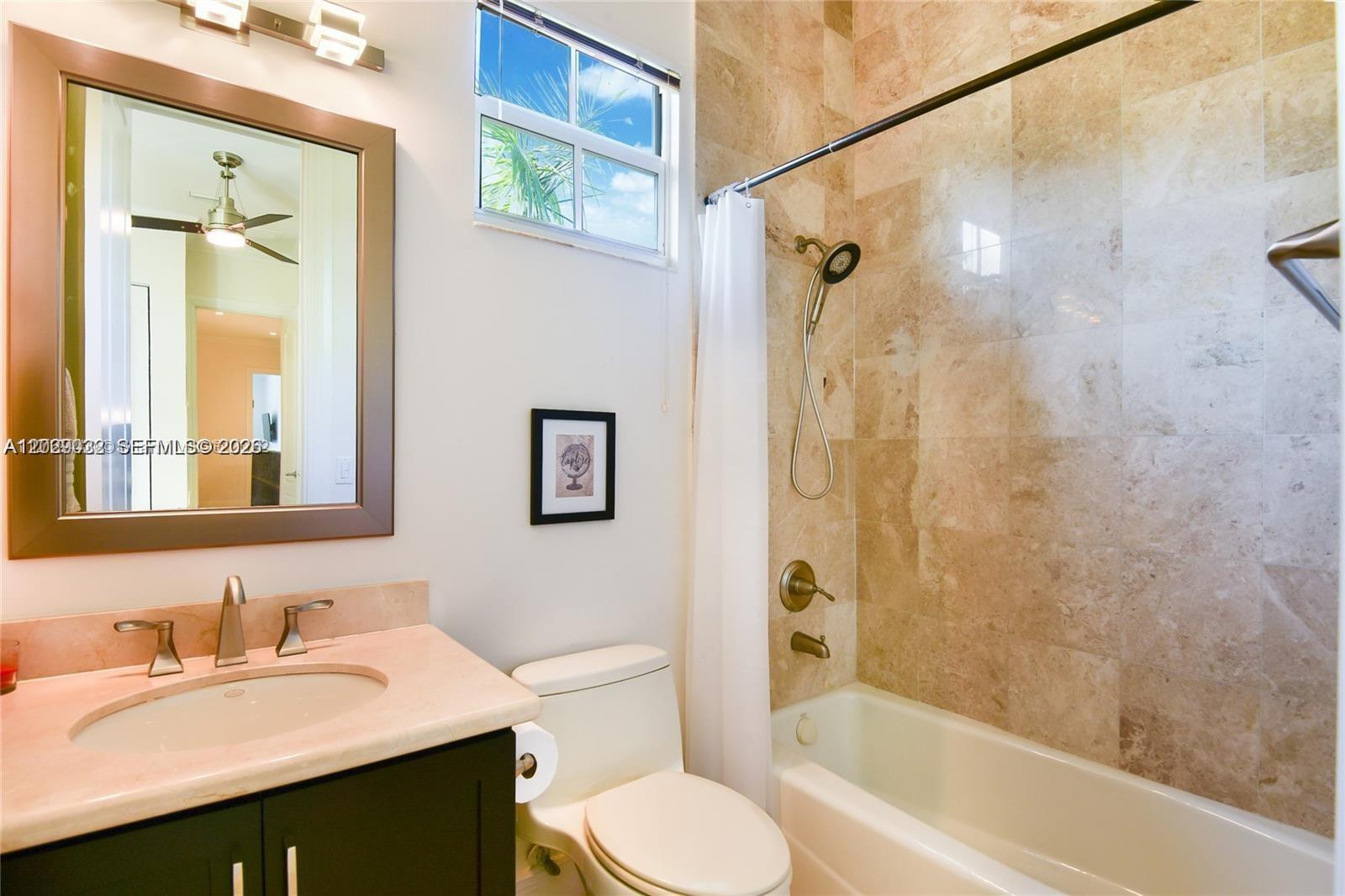 SHORELINE CONDO - Residential Lease