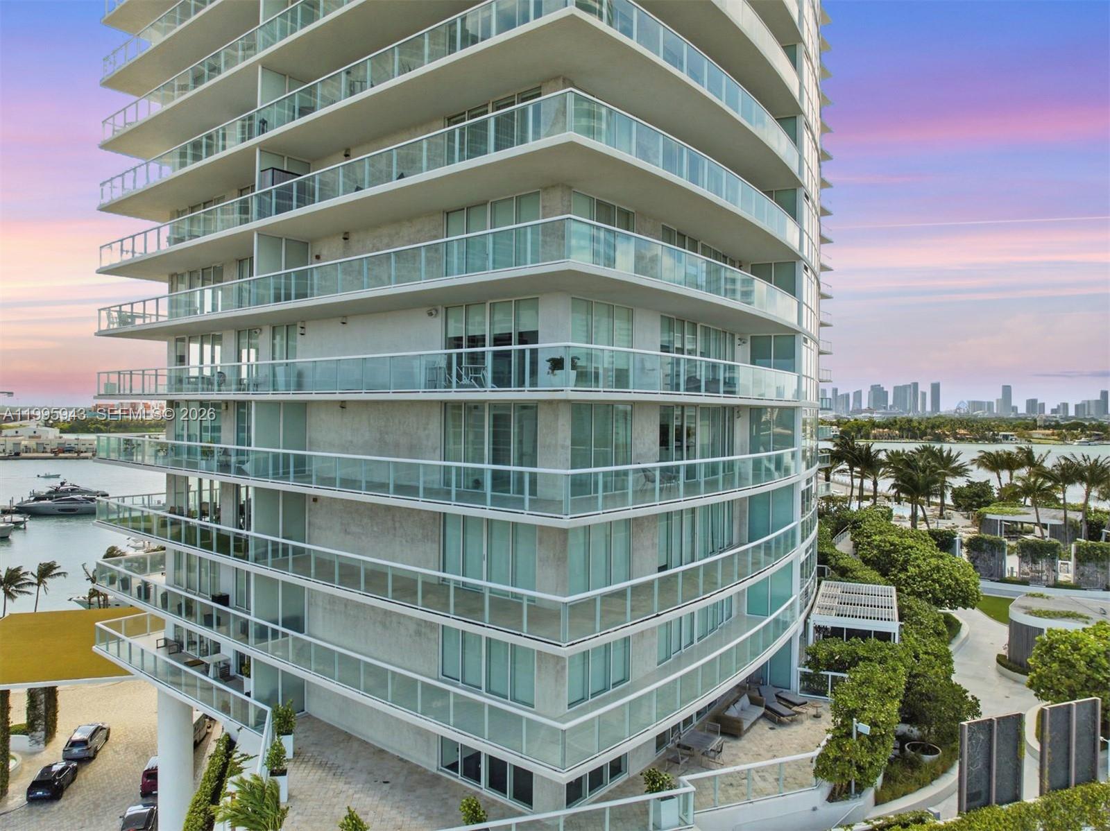 ICON CONDO - Residential