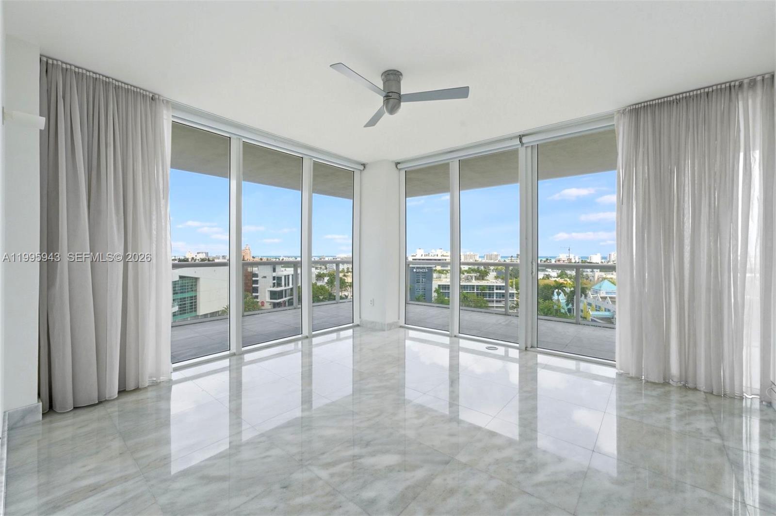 ICON CONDO - Residential