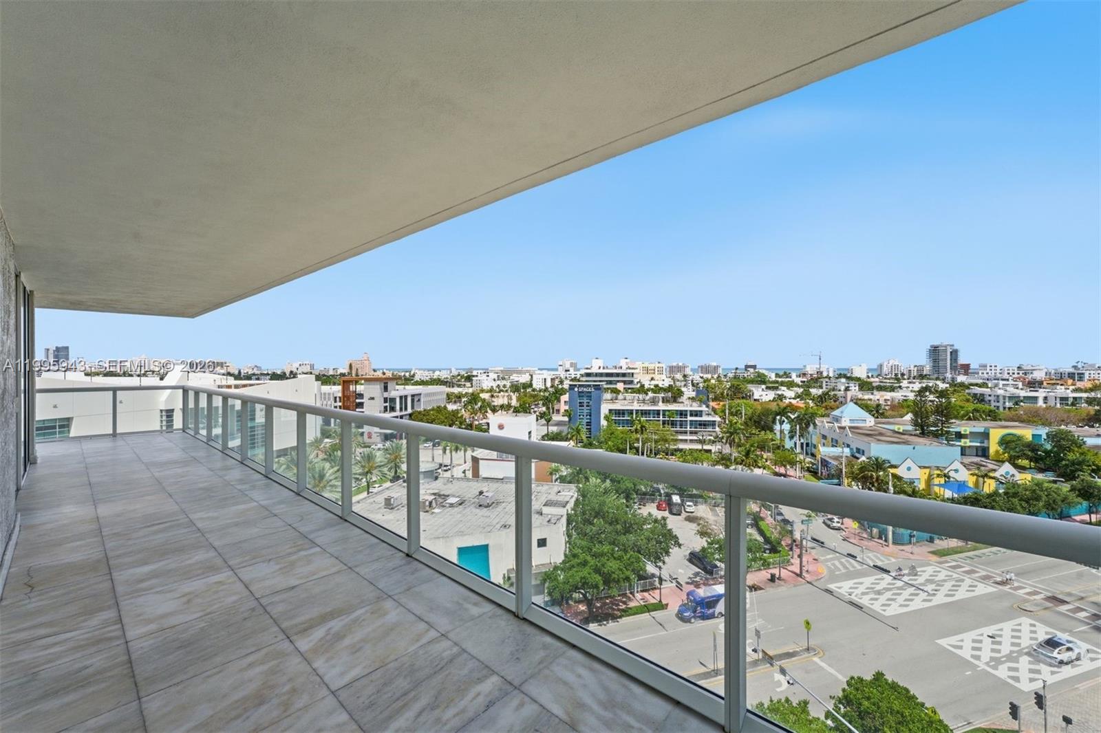 ICON CONDO - Residential