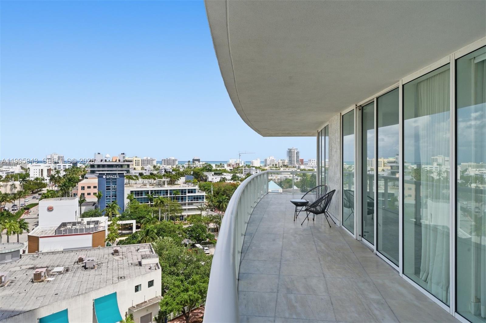 ICON CONDO - Residential