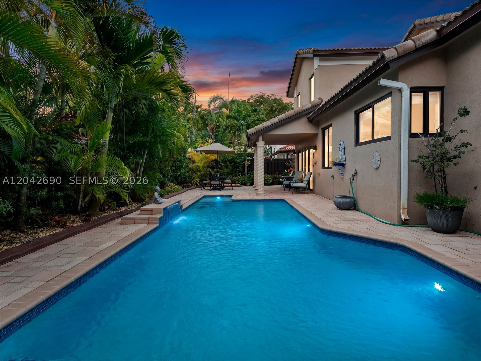 OAK CREEK - Residential
