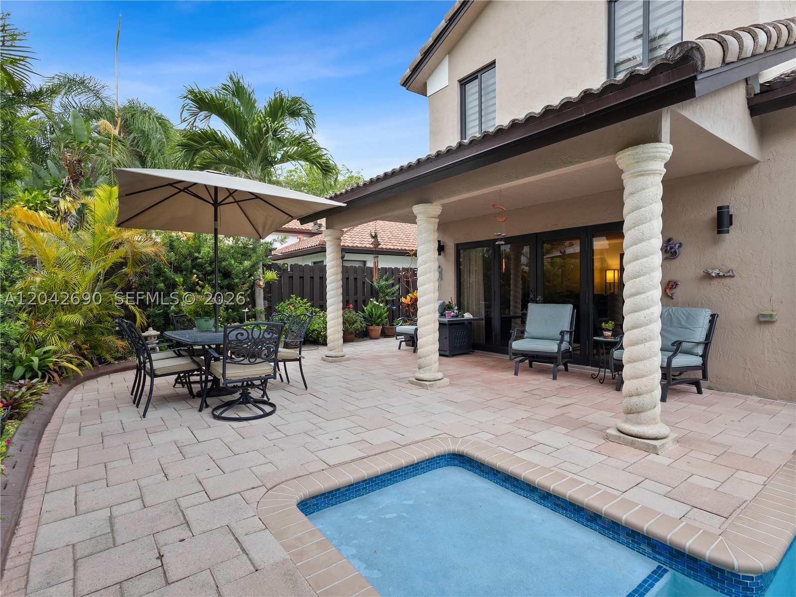 OAK CREEK - Residential