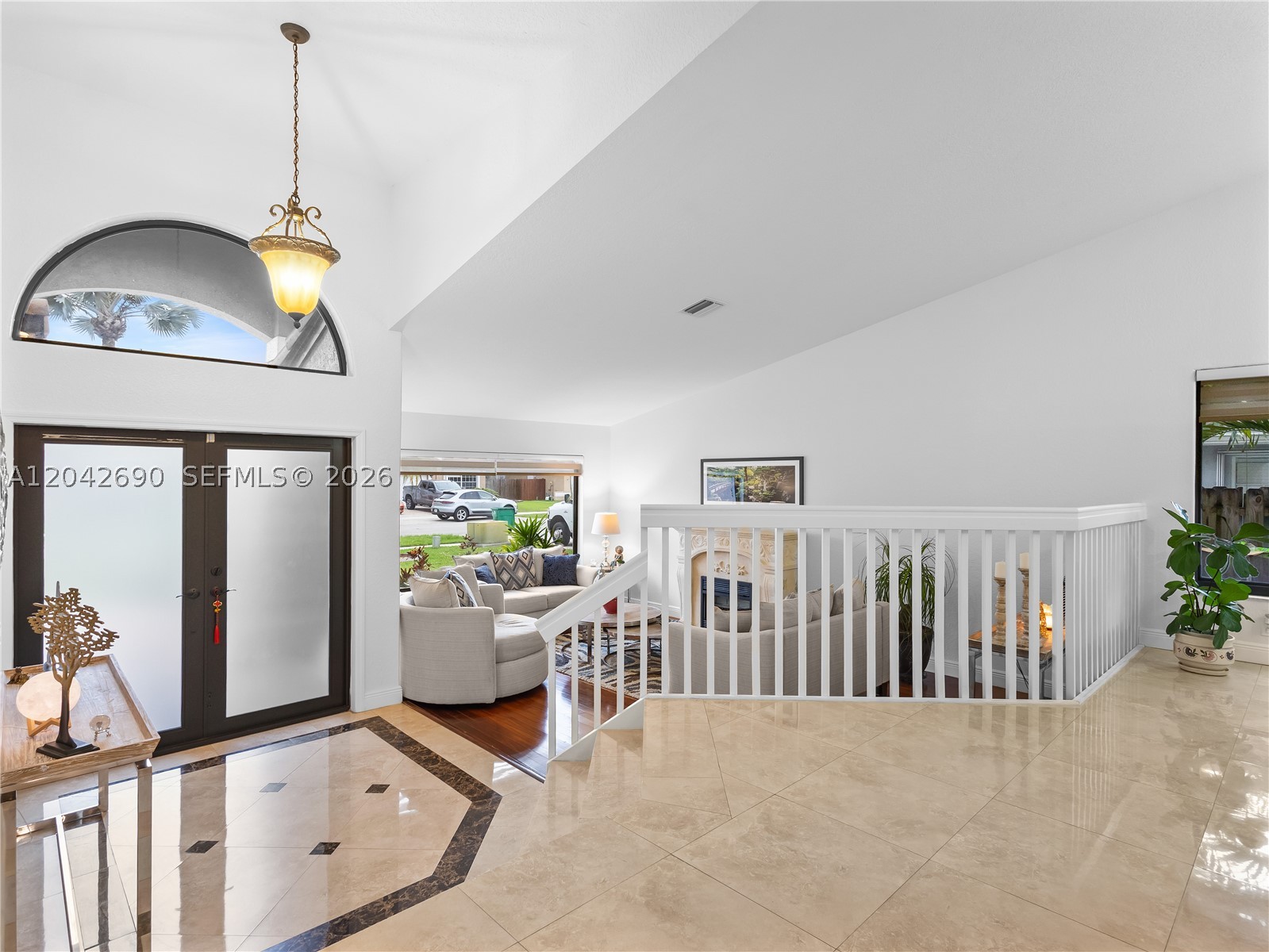 OAK CREEK - Residential