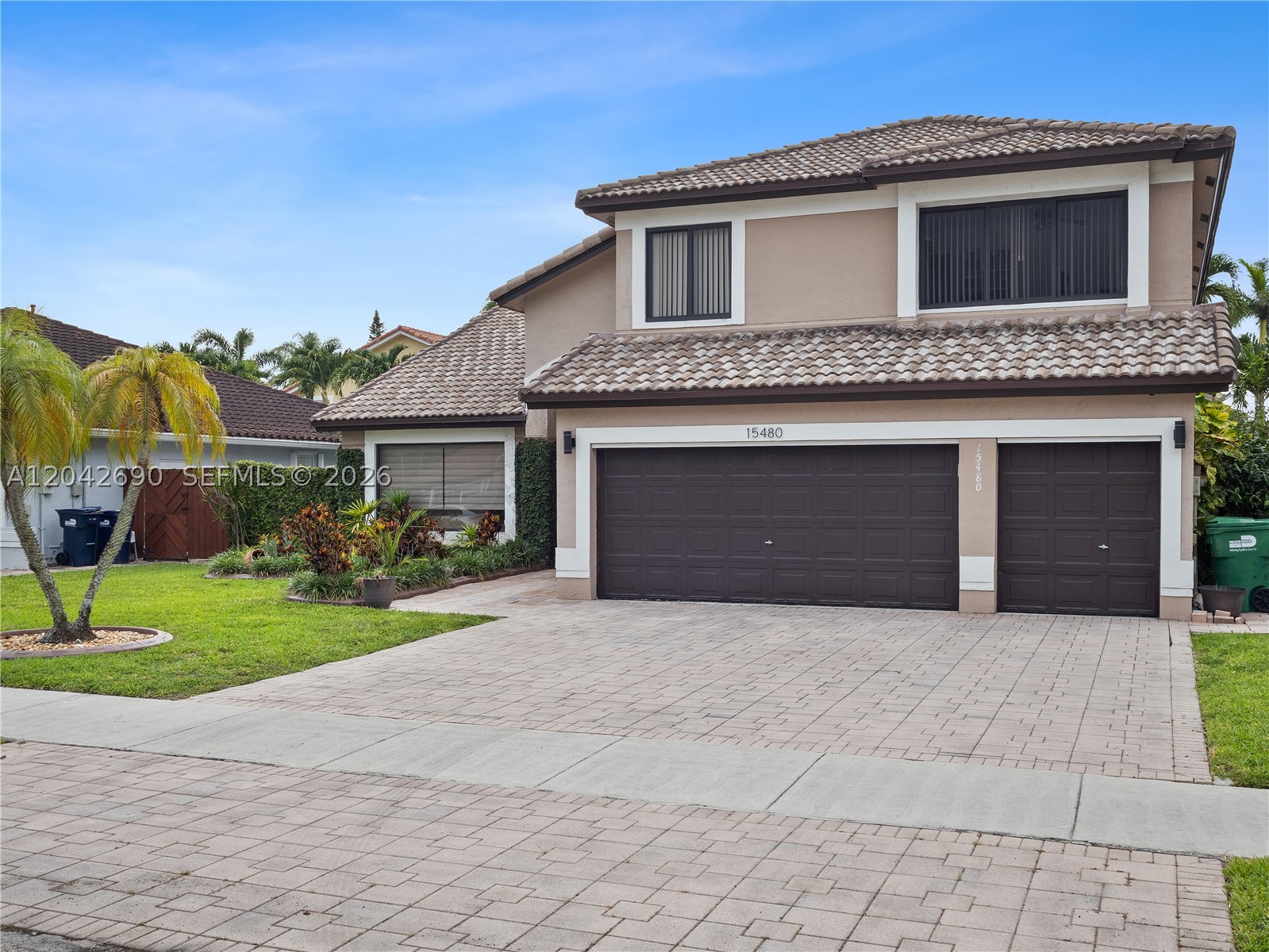 OAK CREEK - Residential