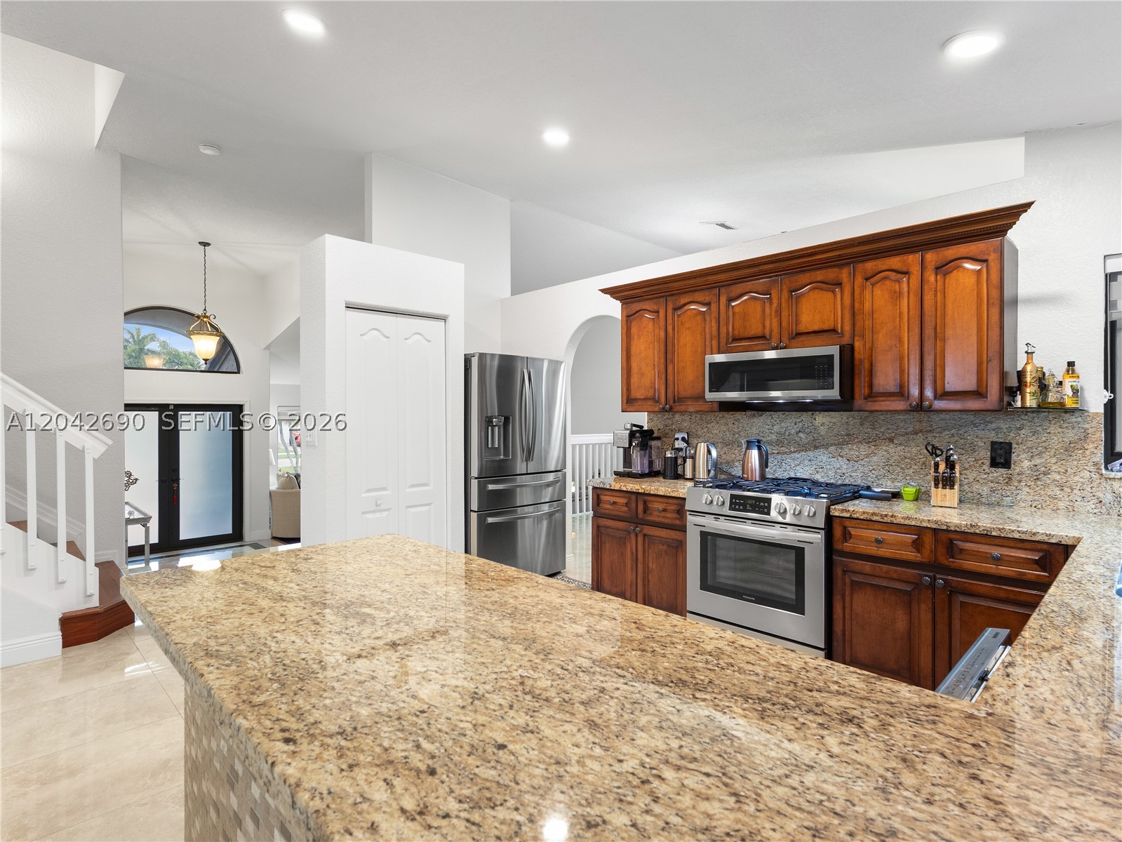 OAK CREEK - Residential