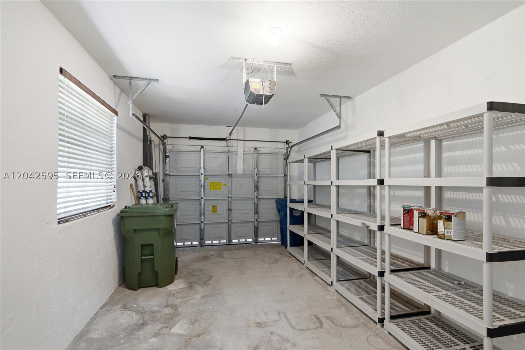 SAPPHIRE SHORES-SAPPHIRE S - Residential